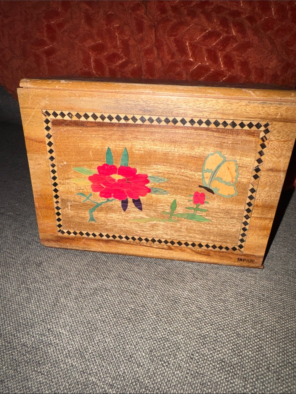 Vintage Japanese Hakone Yosegi-Zaiku Marquetry Puzzle Box / Secret Box